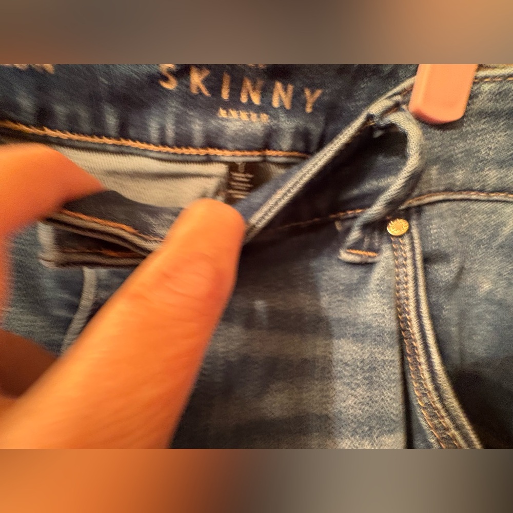 White House Black Market The Skinny Ankle Jeans HTF 20W plus distressed stretch - Picture 3 of 12
